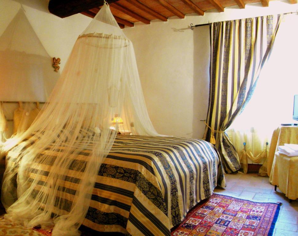 Semproniano Guest House Il Borgo Di Sempronio חדר תמונה