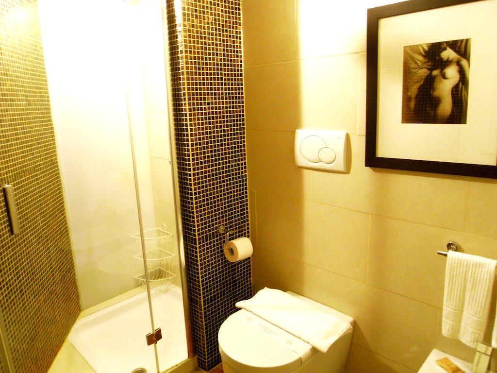 Semproniano Guest House Il Borgo Di Sempronio חדר תמונה